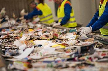 Companiile care se ocupă cu reciclarea deșeurilor sunt obligate să implementeze standarde de bune practici, așa cum este certificarea ISO?